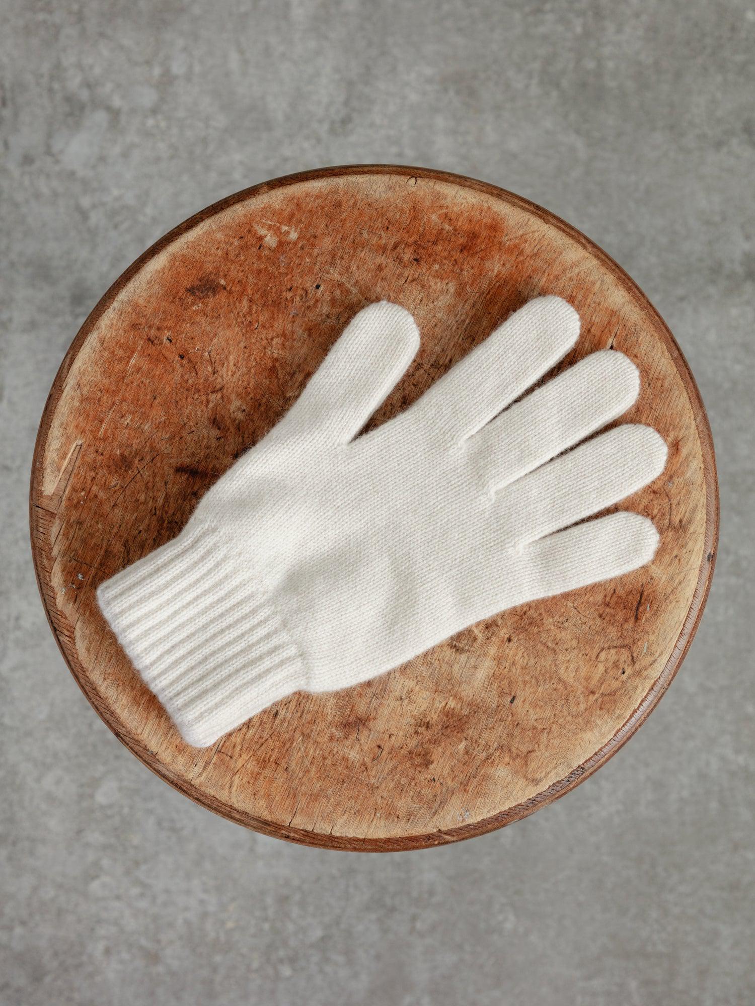 Flake White